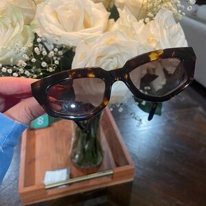 quay sunglasses